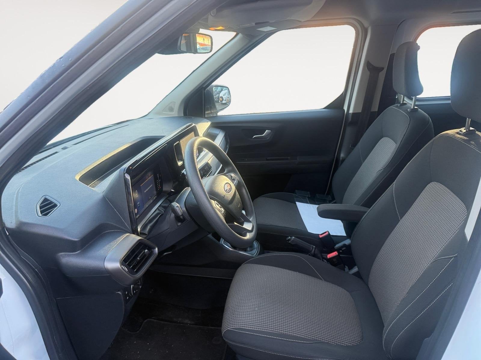 Ford Tourneo Courier 1.0 EcoBoost | Apple Carplay/Android Au, Auto's, Voorwielaandrijving, 12 maanden, Gebruikt, Overige carrosserieën