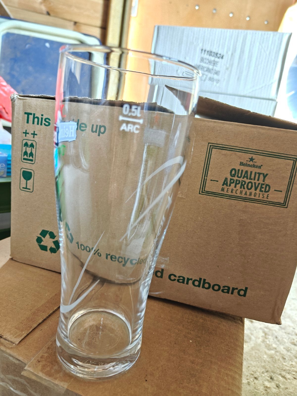 Nieuwe 24×Heineken ellipse glas 0,5 litter, Huis en Inrichting, Nieuw, Ophalen of Verzenden, Overige merken, Glas