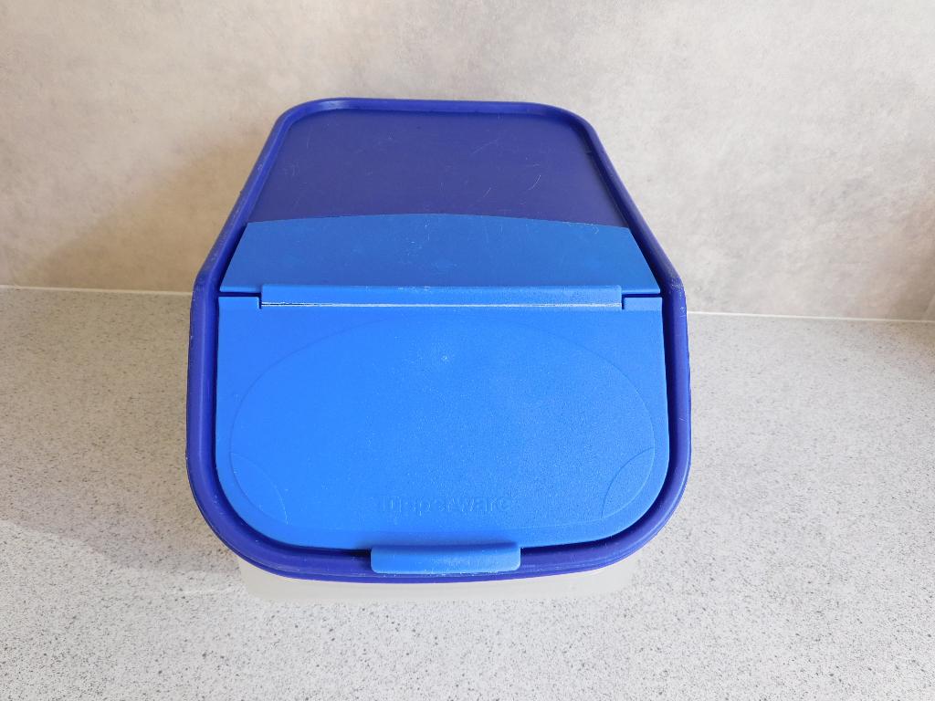 Tupperware Ruimtespaarder 5,5 Ltr. Blauw, Ophalen of Verzenden, Zo goed als nieuw, Blauw, Overige typen