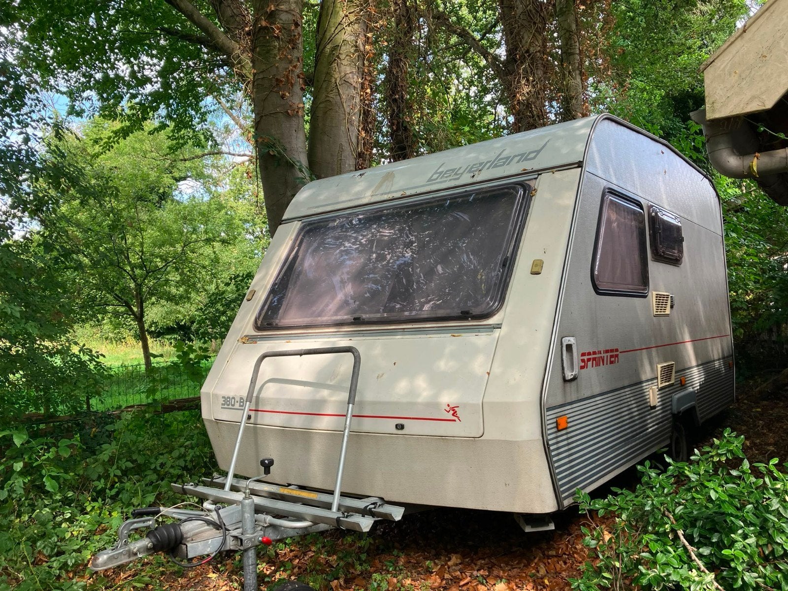 caravan opknapper, Vast bed, Koelkast, Treinzit, Particulier