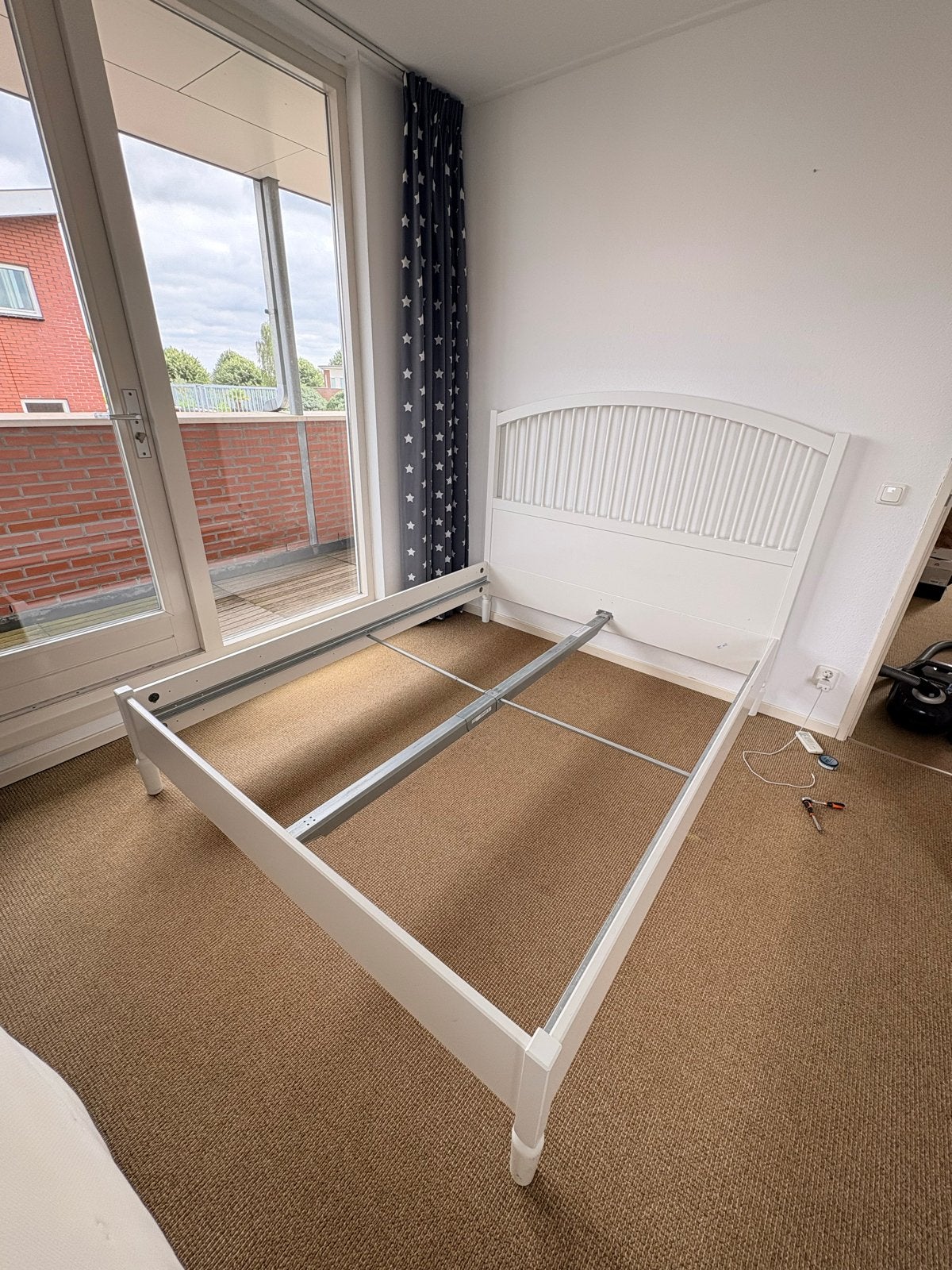 IKEA TYSSEDAL Bedframe 160x200 - Wit, Huis en Inrichting, Ophalen, Gebruikt, Wit, Tweepersoons