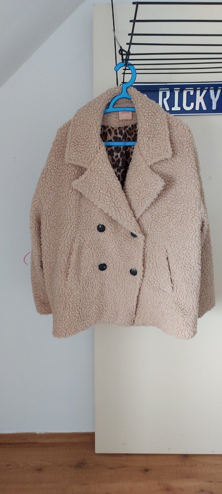 Kort teddy jasje met luipaardprint voering maat 52/54, Beige, Maat 46/48 (XL) of groter, Ophalen of Verzenden, Onbekend