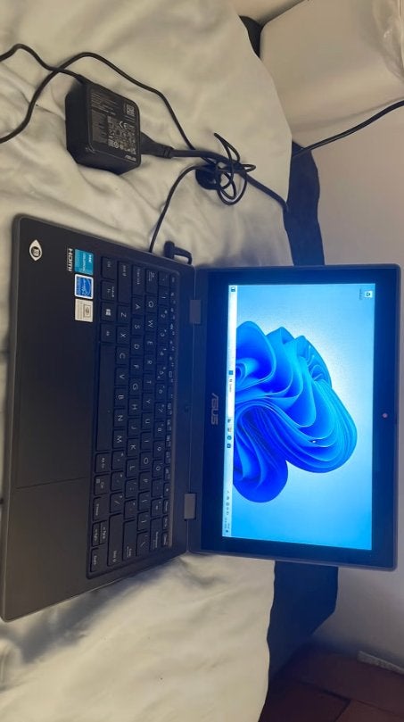 ASUS br1100fk laptop, Ophalen of Verzenden, Zo goed als nieuw, 2 tot 3 Ghz