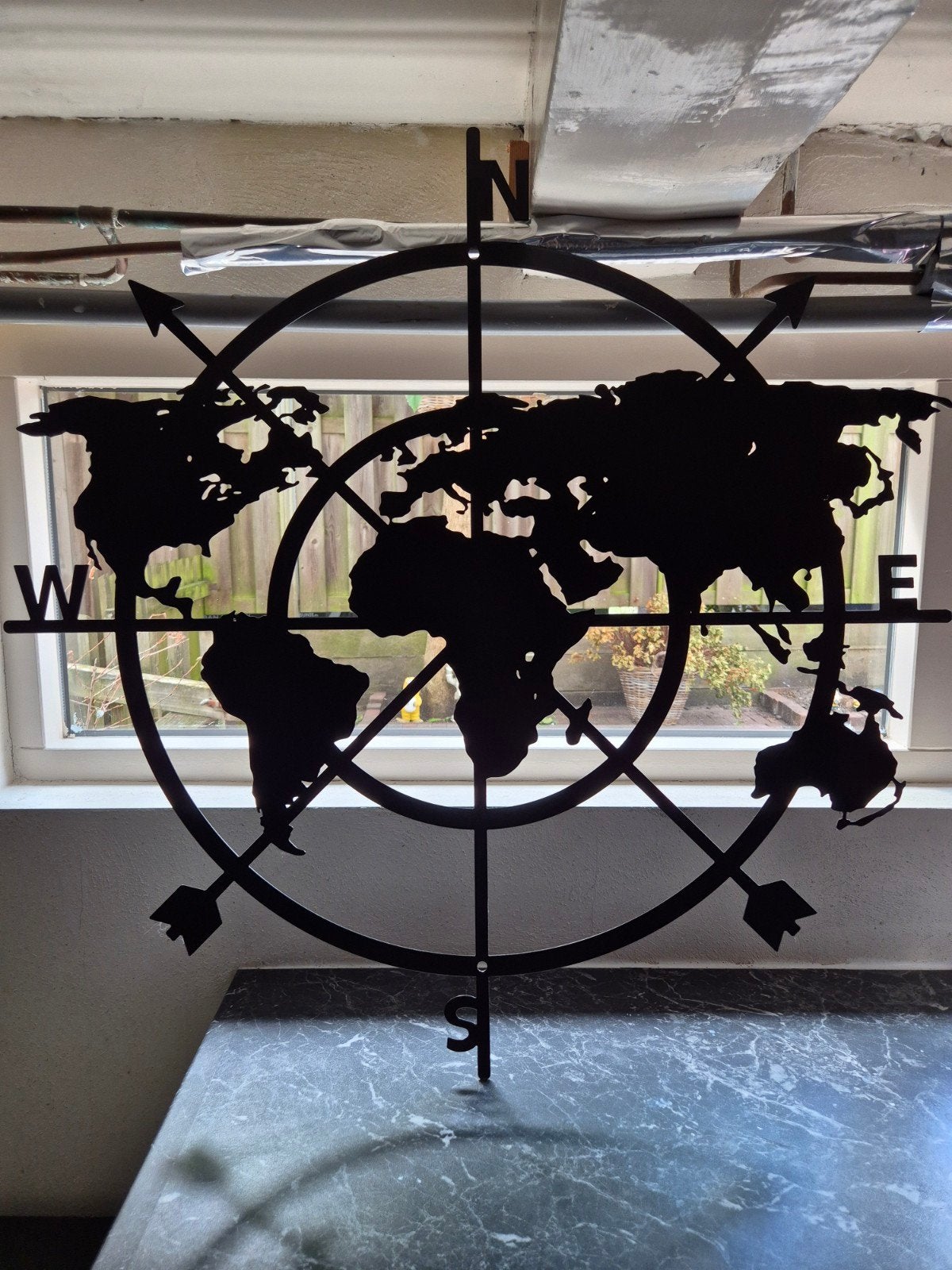 Metalen Wereldkaart Wanddecoratie - Zwart, Ophalen, Metaal, Wandsculptuur, Zwart