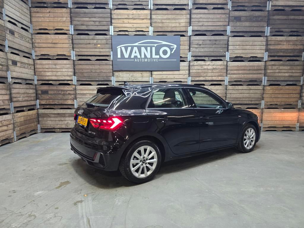 Audi A1 Sportback 30 TFSI Advanced edition S-Line Carplay Na, Stof, Zwart, 116 pk, Bedrijf