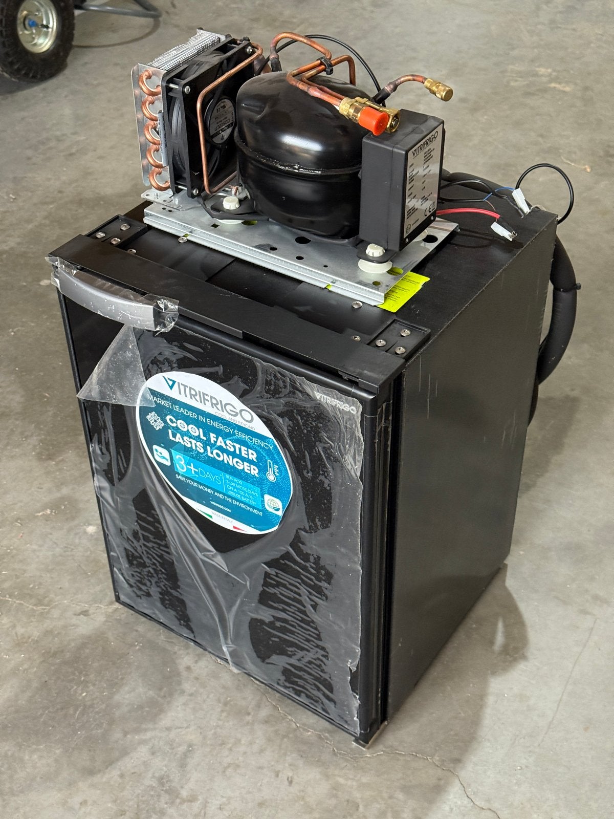 Vitrifrigo C42L inbouwkoelkast 42L met compressor nieuwstaat, Zonder vriesvak, Ophalen of Verzenden, Minder dan 45 cm, Minder dan 85 cm