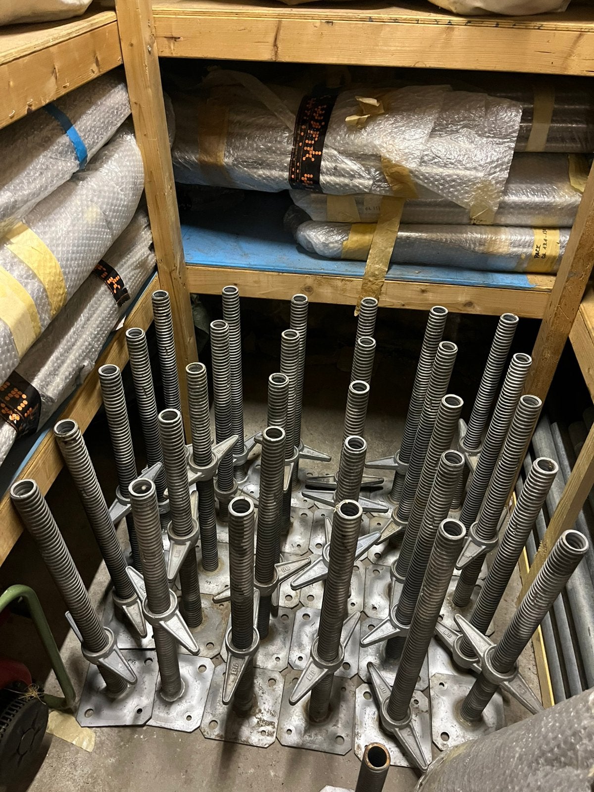 Steiger Spindels/voetspindels, Doe-het-zelf en Verbouw, Ophalen, Gebruikt