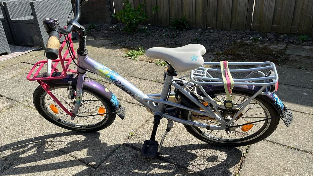 Mooie Loekie meisjesfiets 24 inch - Zo goed als nieuw, Fietsen en Brommers, Fietsen | Meisjes, Ophalen of Verzenden, Zo goed als nieuw