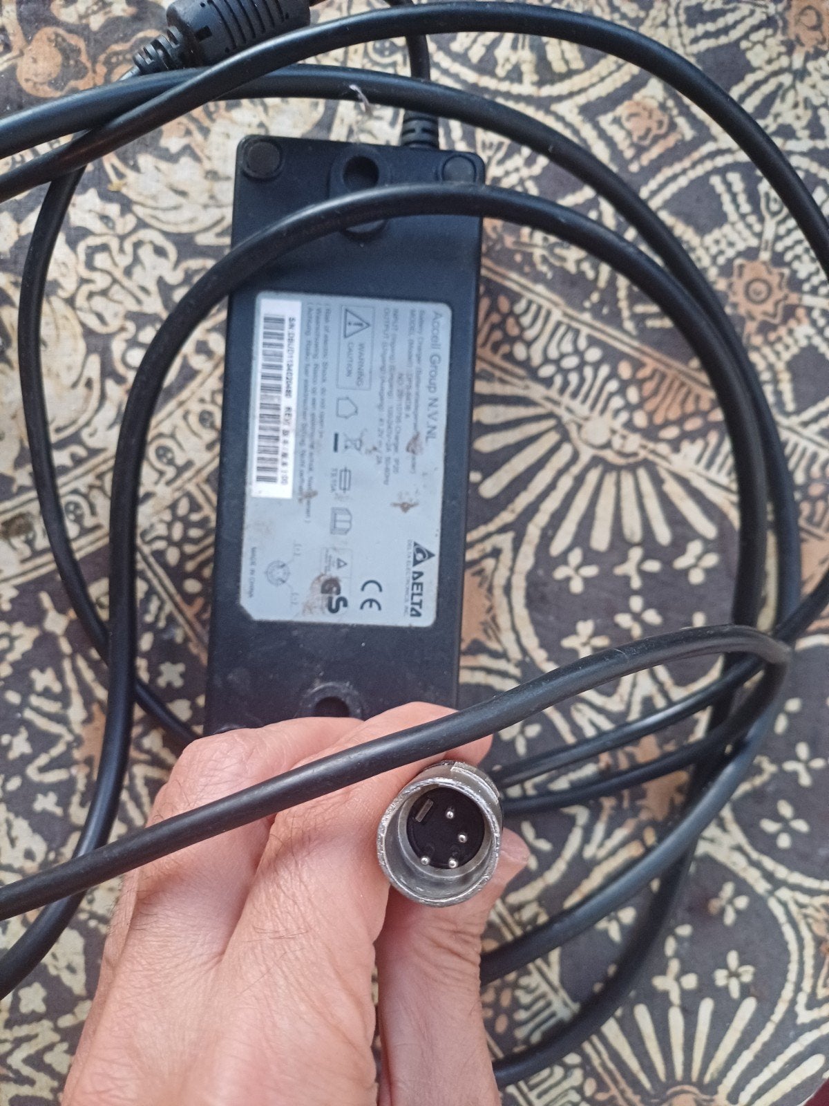 oplader koga, Zo goed als nieuw
