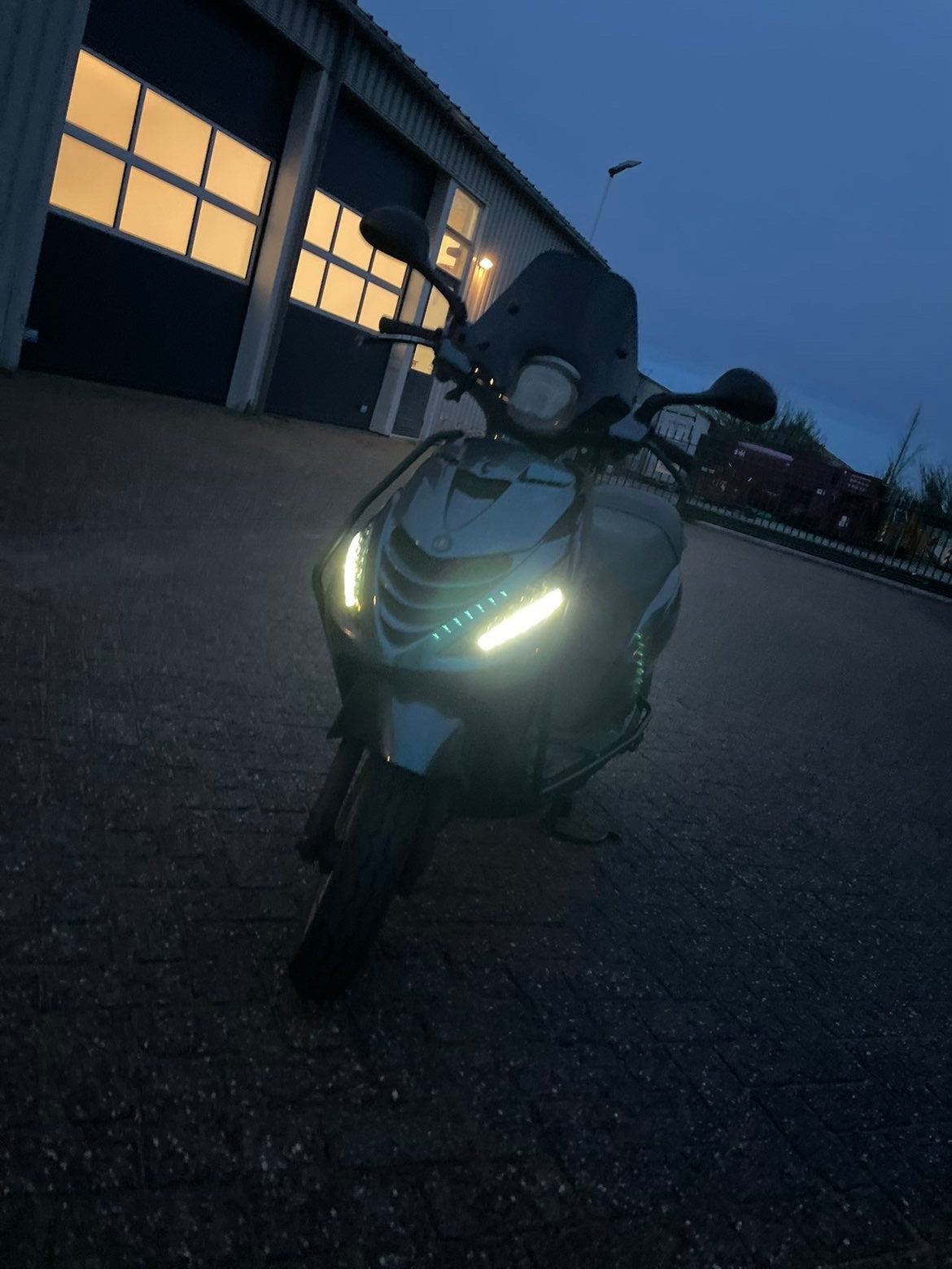 Zip 50cc 4 takt, Fietsen en Brommers, Ophalen, Gebruikt, Maximaal 45 km/u, Zip