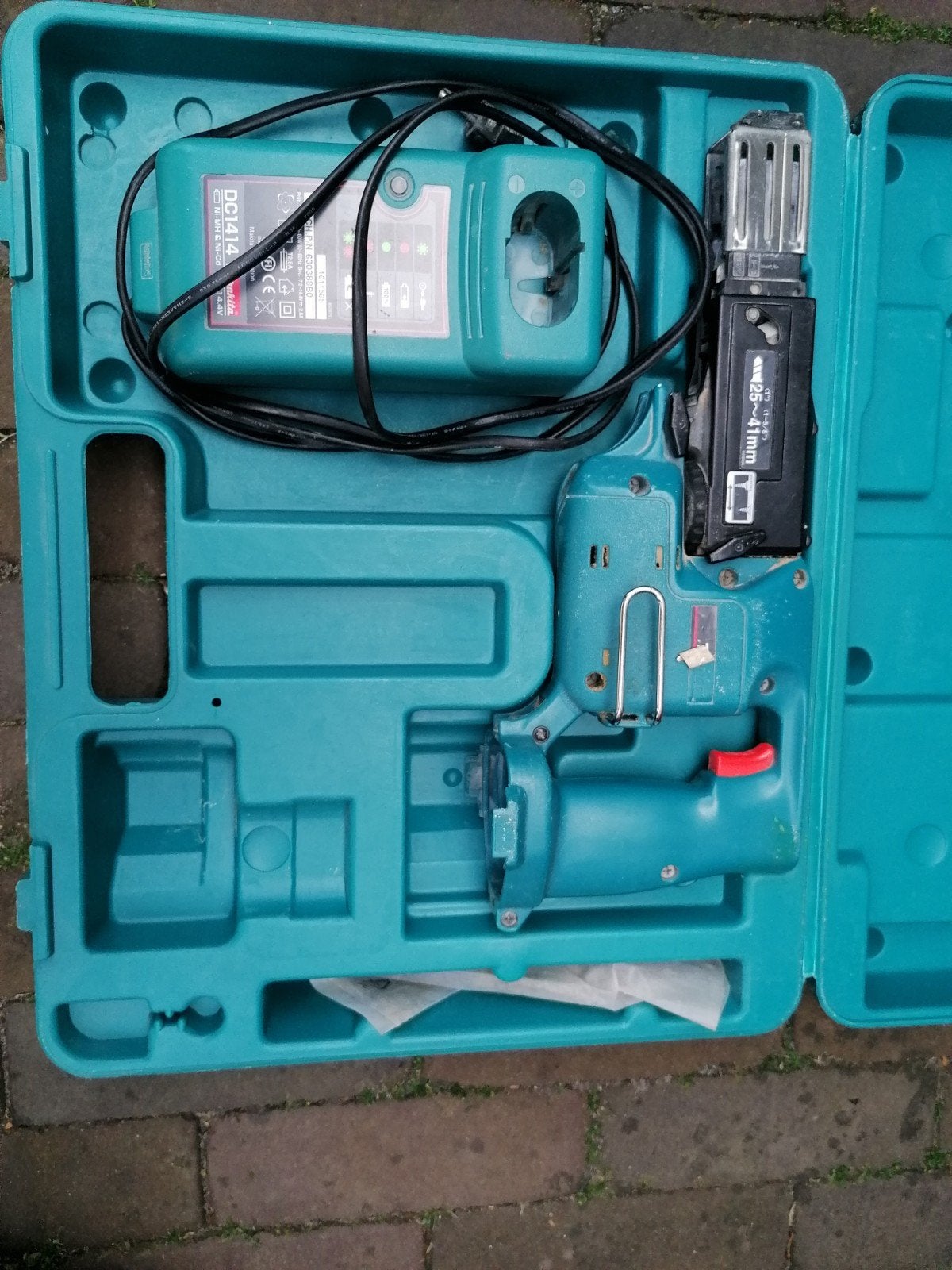 Makita 12 V Accu Schroefautomaat Schroefmachine 6835D, Ophalen of Verzenden, Gebruikt