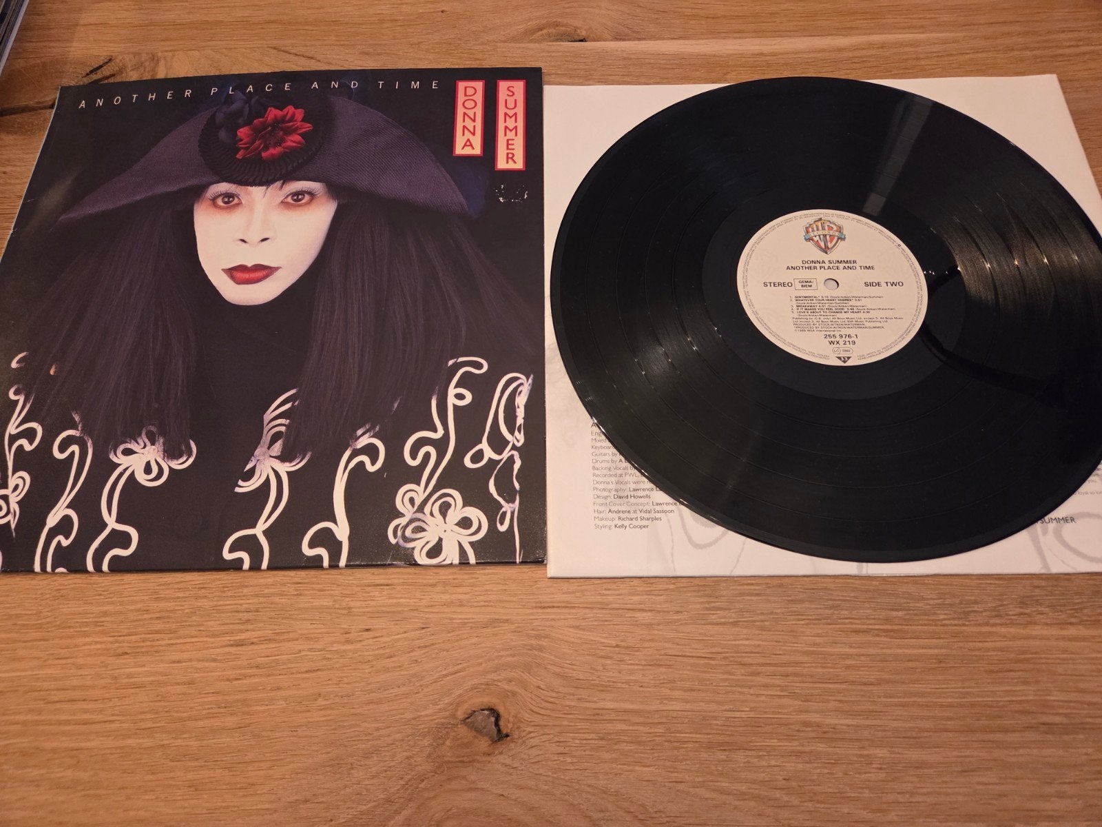 Donna summer  another place and time LP, Ophalen of Verzenden, Zo goed als nieuw