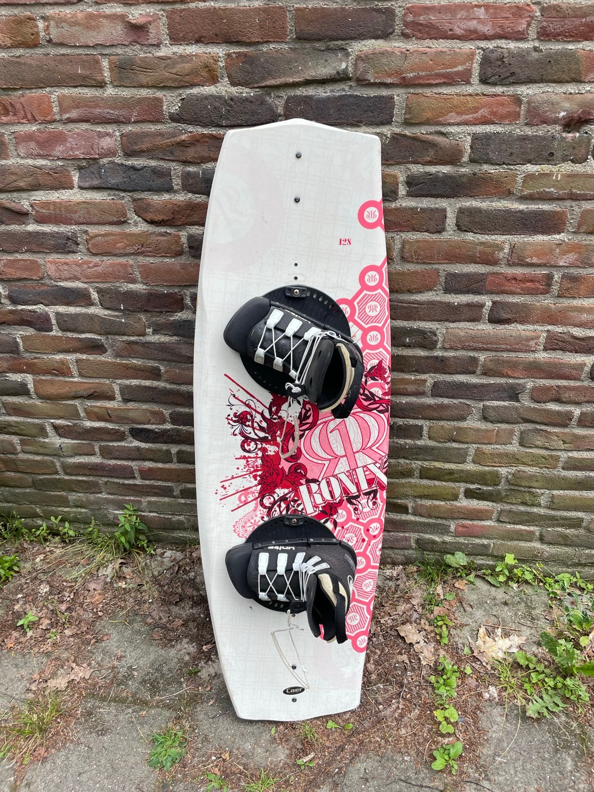 Ronix Wakeboard met bindingen, Watersport en Boten, Wakeboarden, Ophalen, Gebruikt, Board en Schoenen