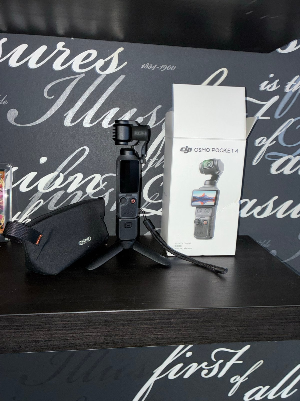 DJI Osmo Pocket 4 Creator Combo -Nieuwstaat, Ophalen of Verzenden, Zo goed als nieuw, Camera, Overige merken