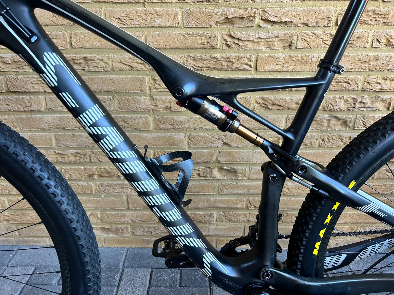 Foto 11 van Specialized S-Works Epic 29 World Cup – Full Carbon – Maat L