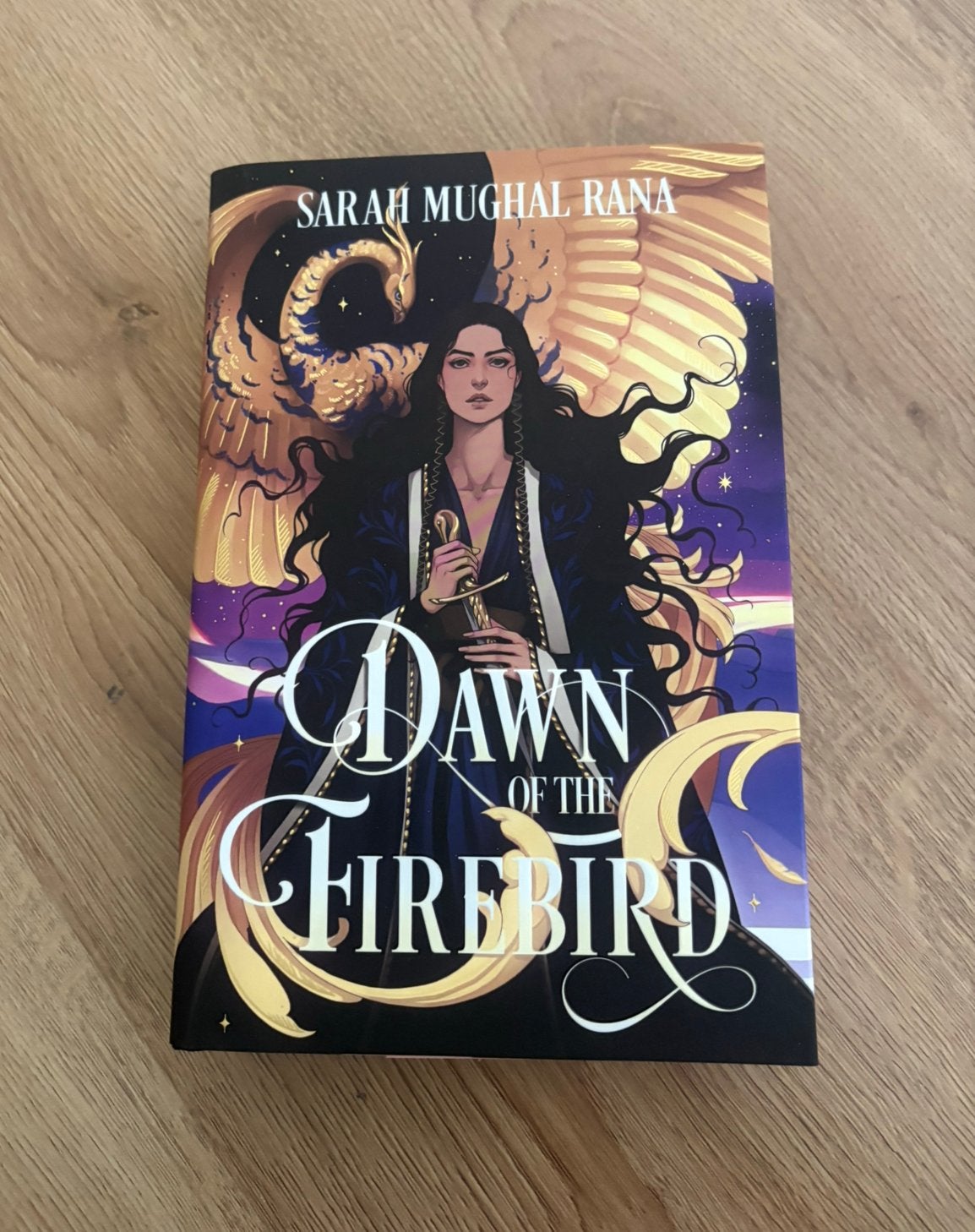 Dawn of the Firebird - Sarah Mughal Rana - Fairyloot editie, Ophalen of Verzenden, Zo goed als nieuw