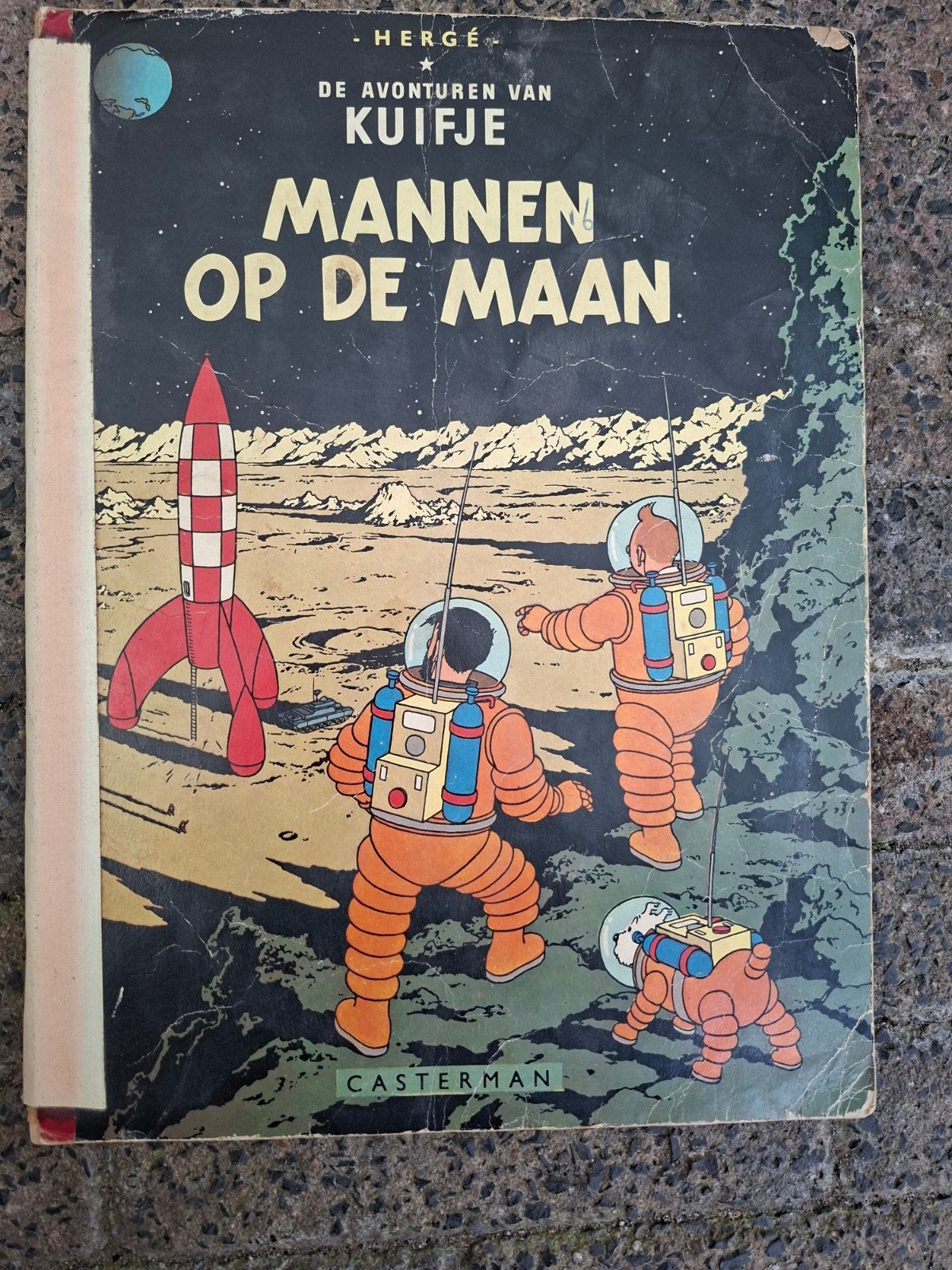 Kuifje Mannen op de maan uit 1954, Boeken, Gelezen, Eén stripboek, Ophalen of Verzenden, Hergé