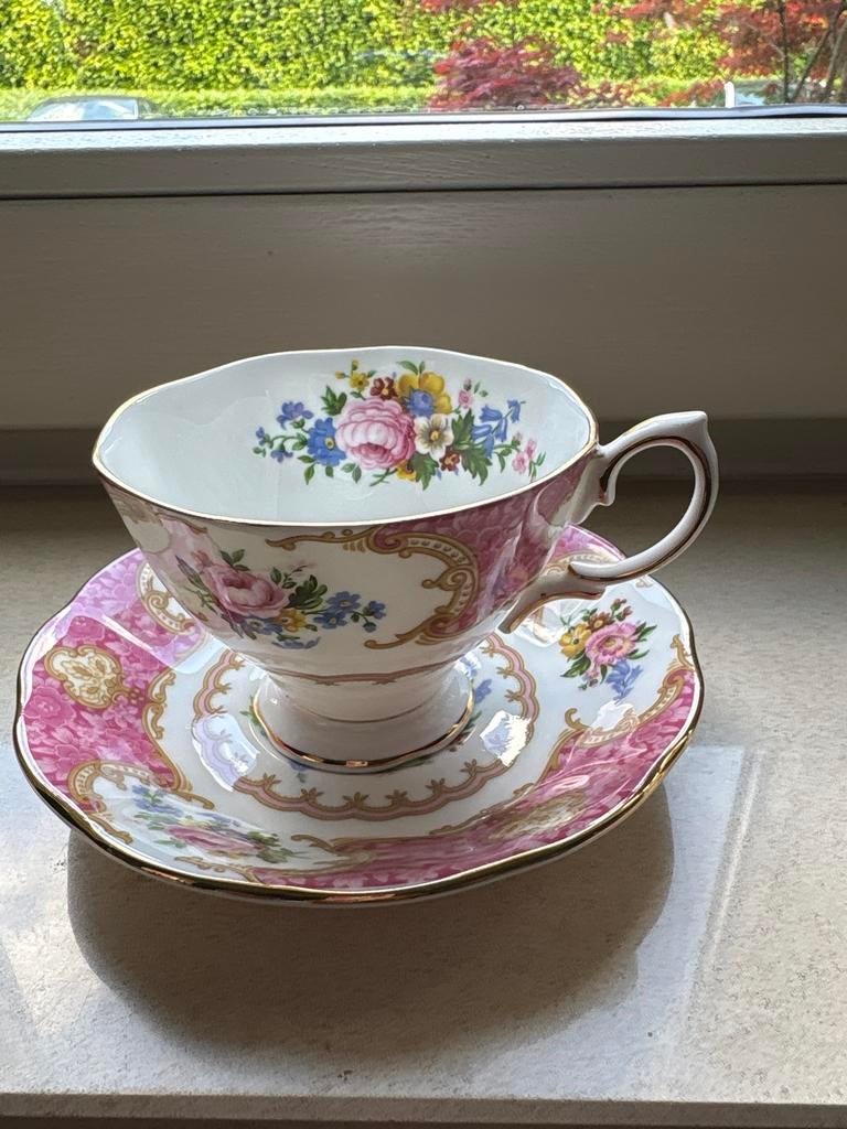Antiek royal albert lady carlile thee kop, Ophalen of Verzenden