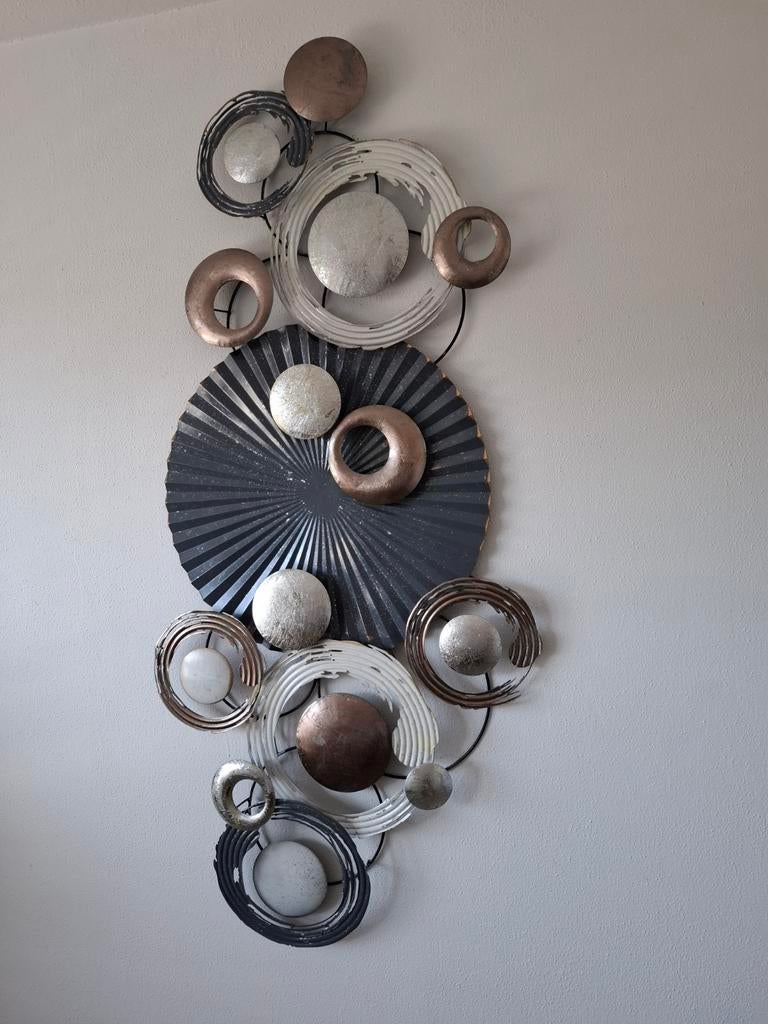 Moderne metalen wandsculptuur - Abstracte cirkels, Metaal, Wandsculptuur, Meerkleurig, Ophalen of Verzenden