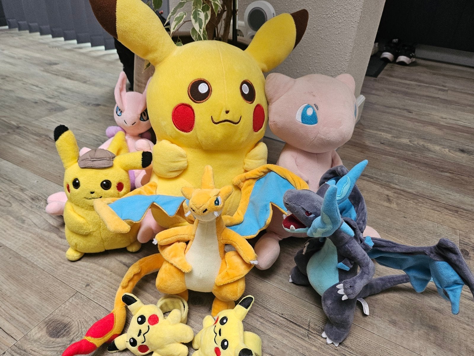 Grote collectie Pokémon knuffels: Pikachu, Mew, Charizard, Gebruikt, Ophalen of Verzenden, Klein (minder dan 20 cm), Dinosaurus