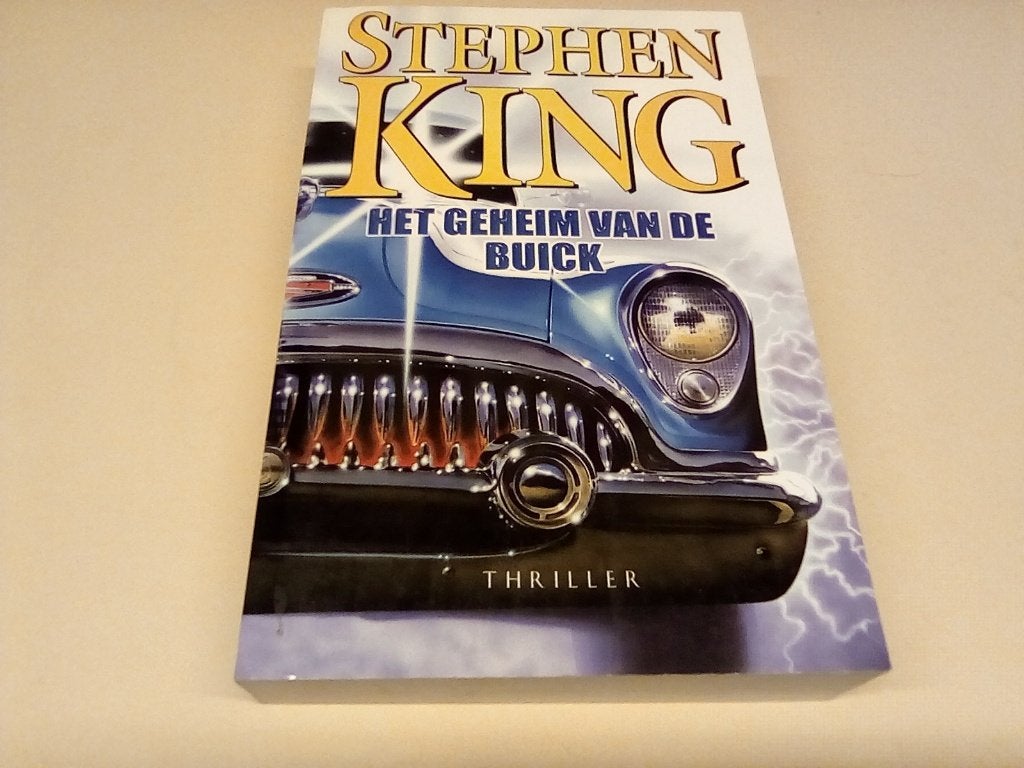 Stephen King - Het Geheim van de Buick (Thriller), Europa overig, Stephen King, Ophalen of Verzenden, Zo goed als nieuw