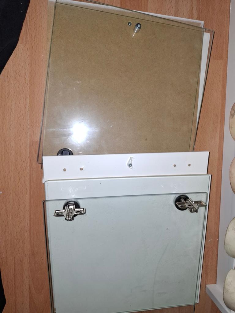 2x Vitrine vakje voor IKEA Kallax kast - Gebruikt maar goed, Huis en Inrichting, Kasten | Vitrinekasten, Ophalen