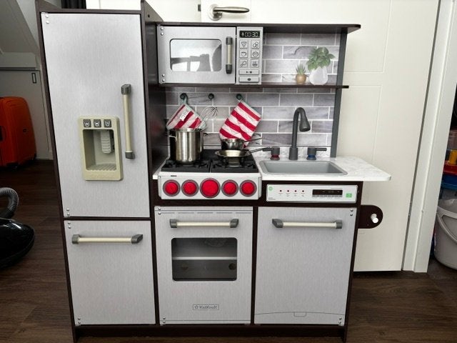 Kidcraft speelgoed keuken in prima staat!, Ophalen, Gebruikt, Hout, Speelkeuken