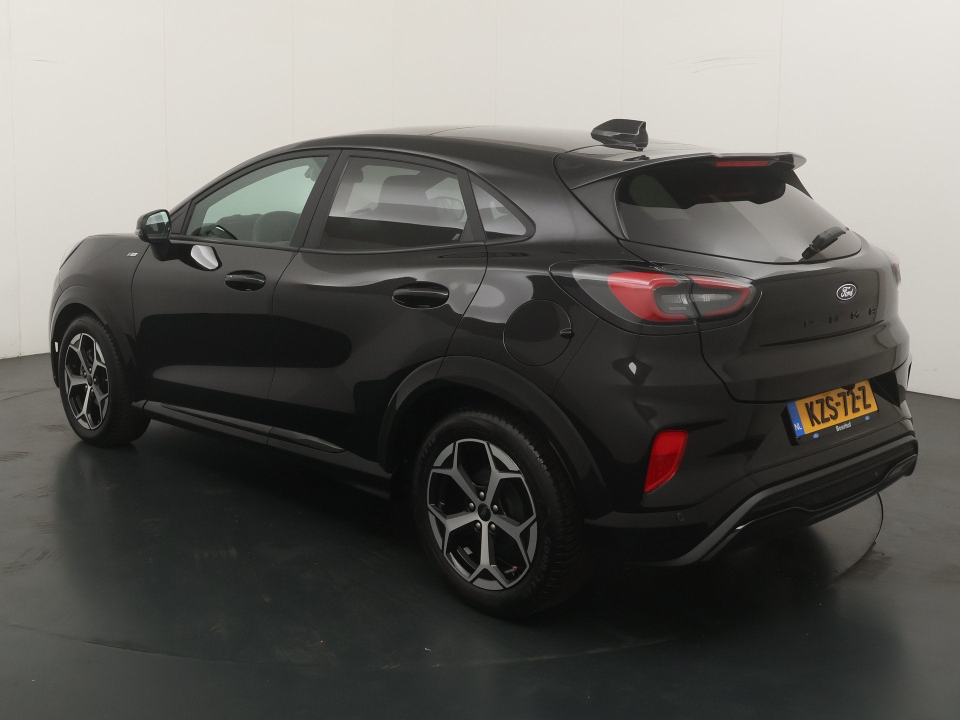 Ford Puma EcoBoost Hybrid 155pk ST-Line X | Pano | Winter Pa, 12 maanden, Leder en Stof, Zwart, Bedrijf