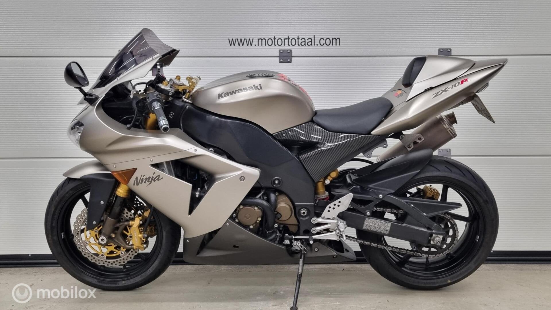 Kawasaki Ninja ZX-10R zeldzaam weinig km!, Motoren, Sport, Meer dan 35 kW, 998 cc, Handgeschakeld