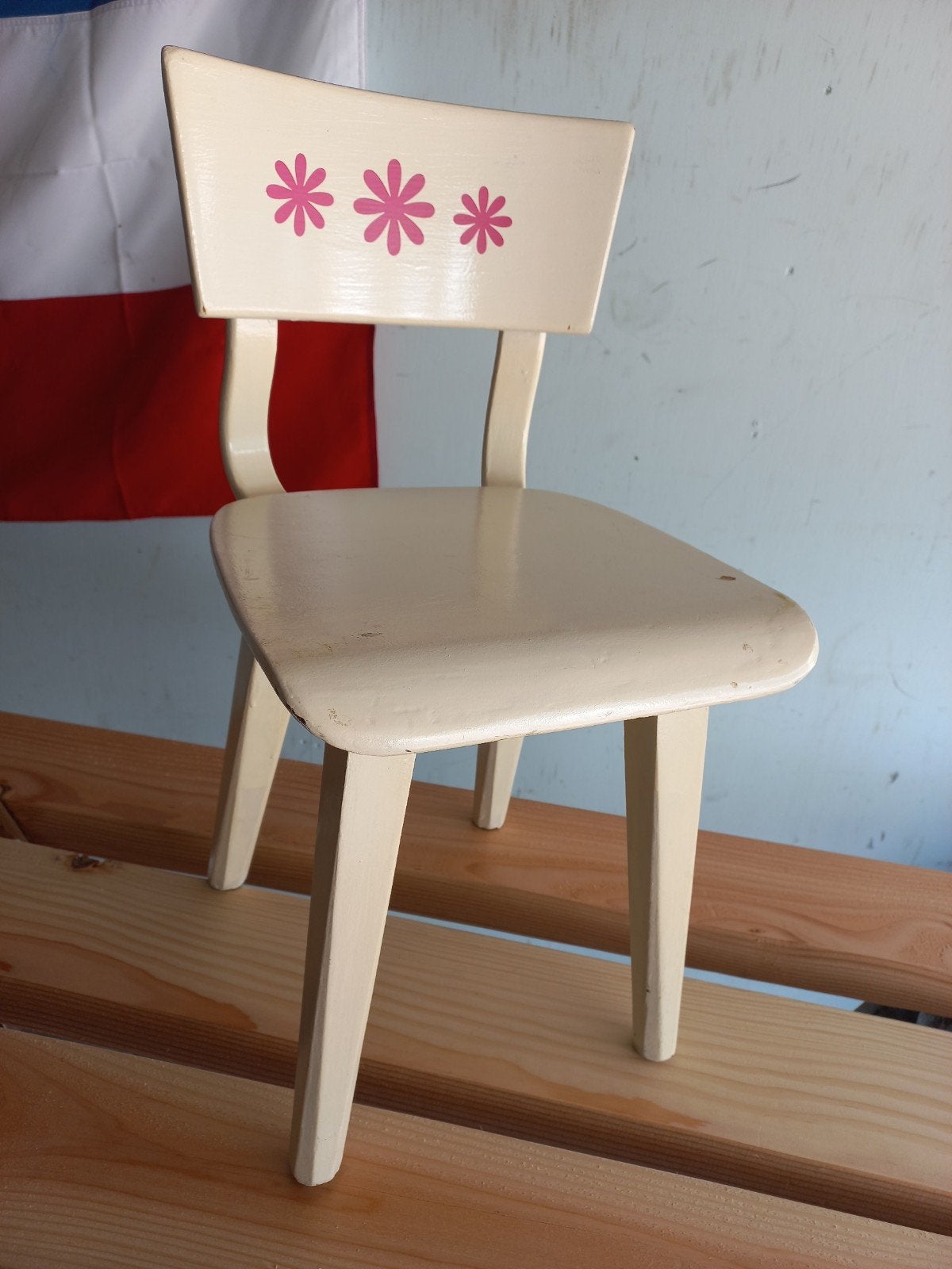 Leuk oud stoeltje kinderen,kinderstoeltje,schoolstoeltje, Kinderen en Baby's, Kinderkamer | Tafels en Stoelen, Ophalen of Verzenden