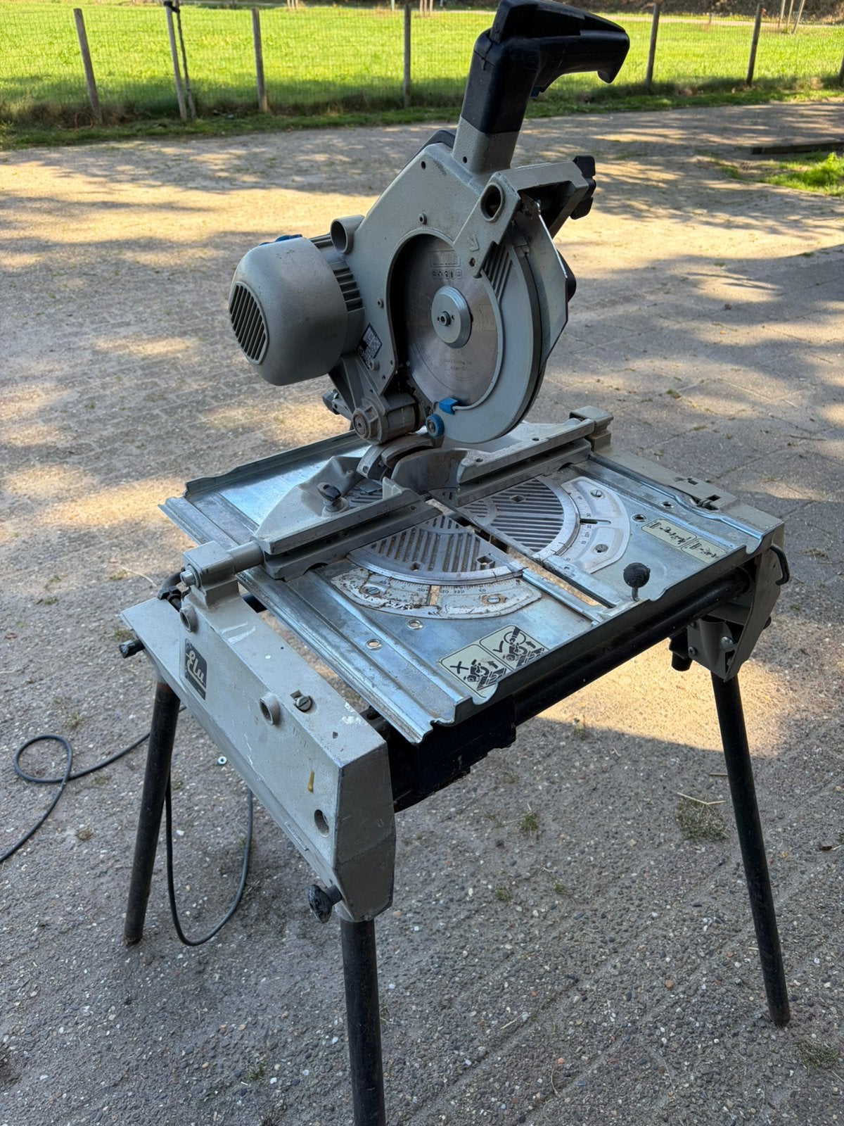 zaagtafel / afkortzaag, Ophalen, Gebruikt, Cirkelzaag, 30 tot 70 mm