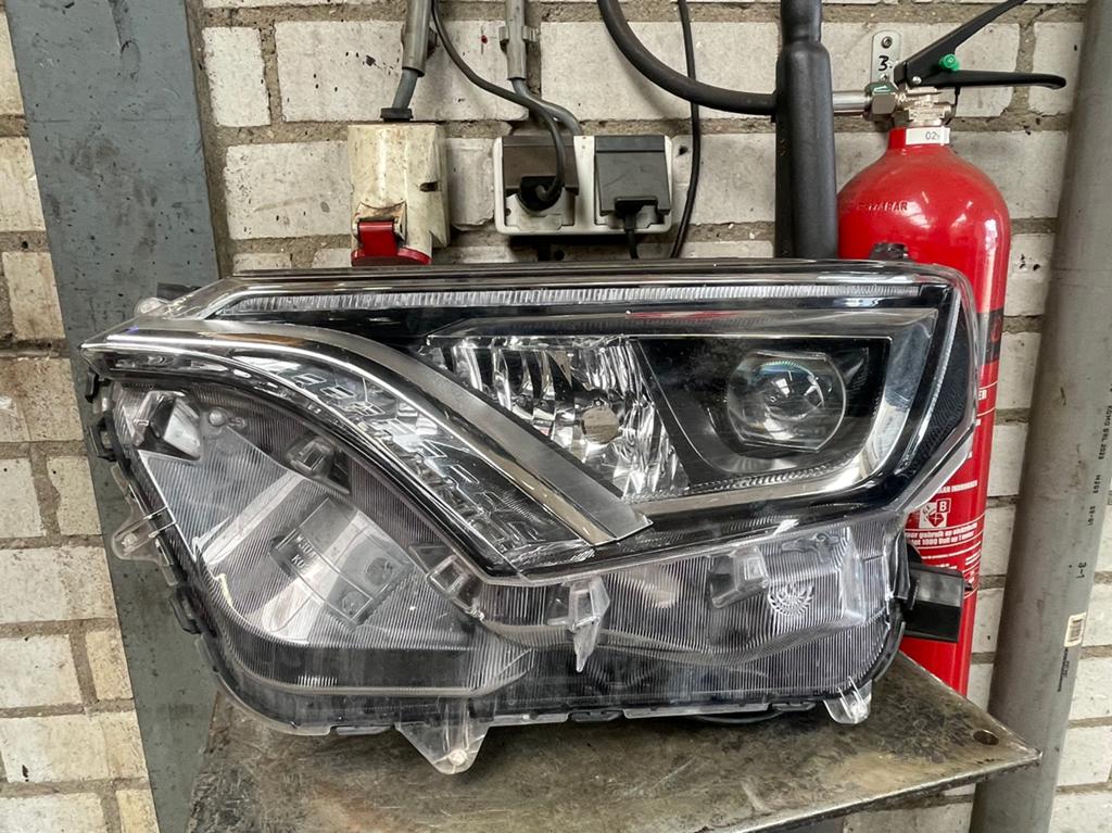 koplamp toyota rav 4 2018, Auto-onderdelen, Ophalen of Verzenden, Toyota