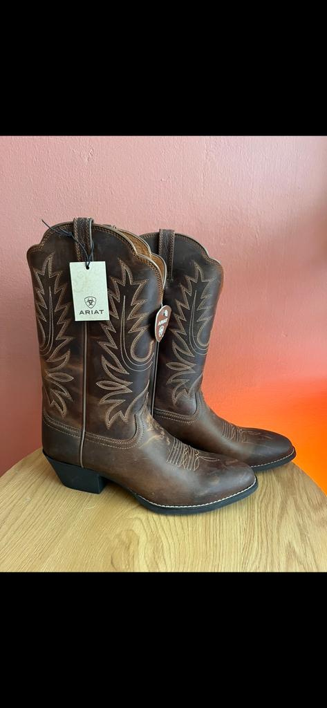 Ariat cowboylaarzen maat 41 - Nieuw met kaartjes, Ophalen of Verzenden, Nieuw, Bruin, Lage of Enkellaarzen