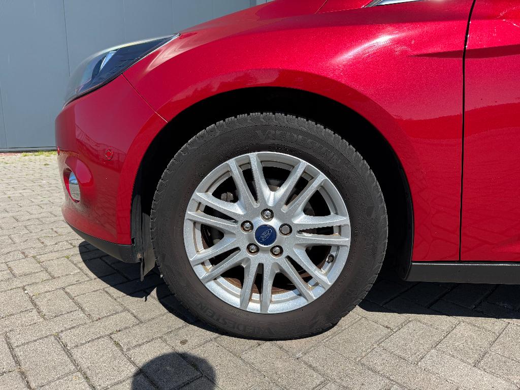 Ford Focus 1.0 Ecoboost 125pk | Trekhaak | PDC | Cruise| APK, Zwart, 635 kg, Origineel Nederlands, 1200 kg