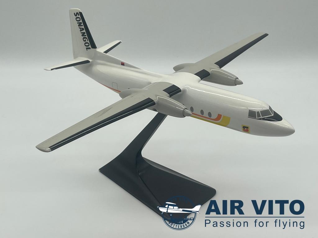 Fokker f27 Sonangol 1:72 resin imc modelworks (verkuyl), Schaalmodel, Ophalen of Verzenden, Zo goed als nieuw, X