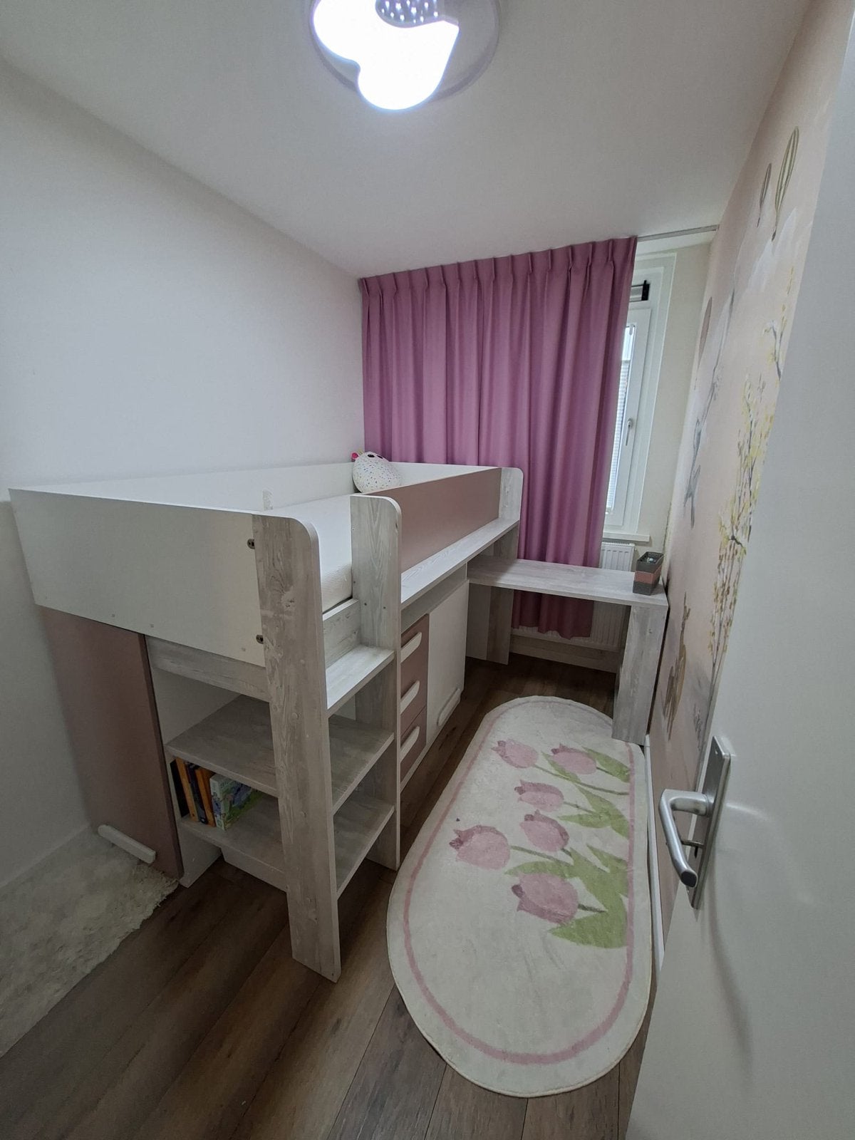 Halfhoogslaper met bureau, kast en lades - Wit/Roze, Gebruikt, Eenpersoons, Minder dan 160 cm, Ophalen of Verzenden