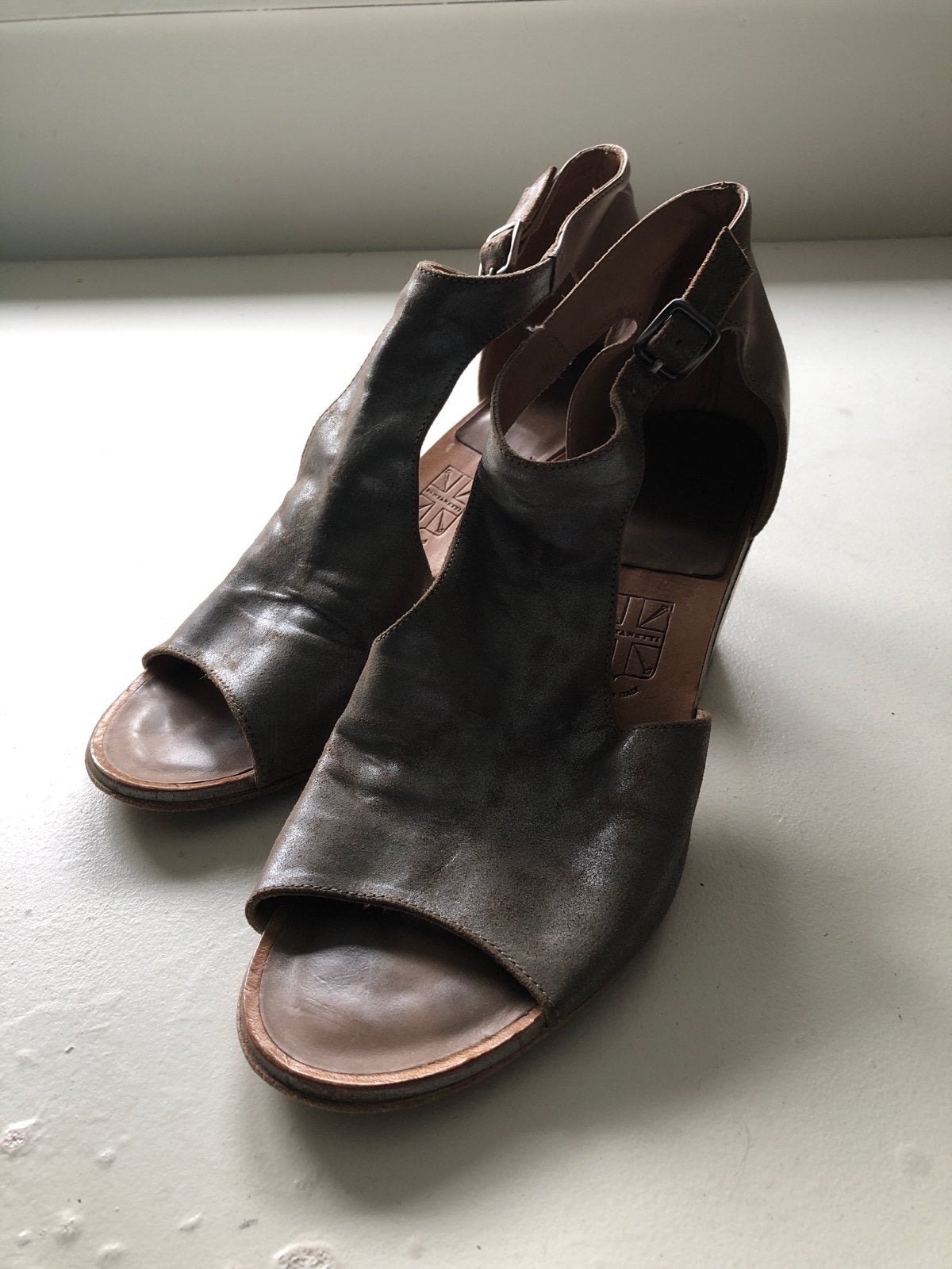 Fantanetti leren sandalen met hak - Maat 39, Ophalen of Verzenden, Gedragen, Bruin, Sandalen of Muiltjes