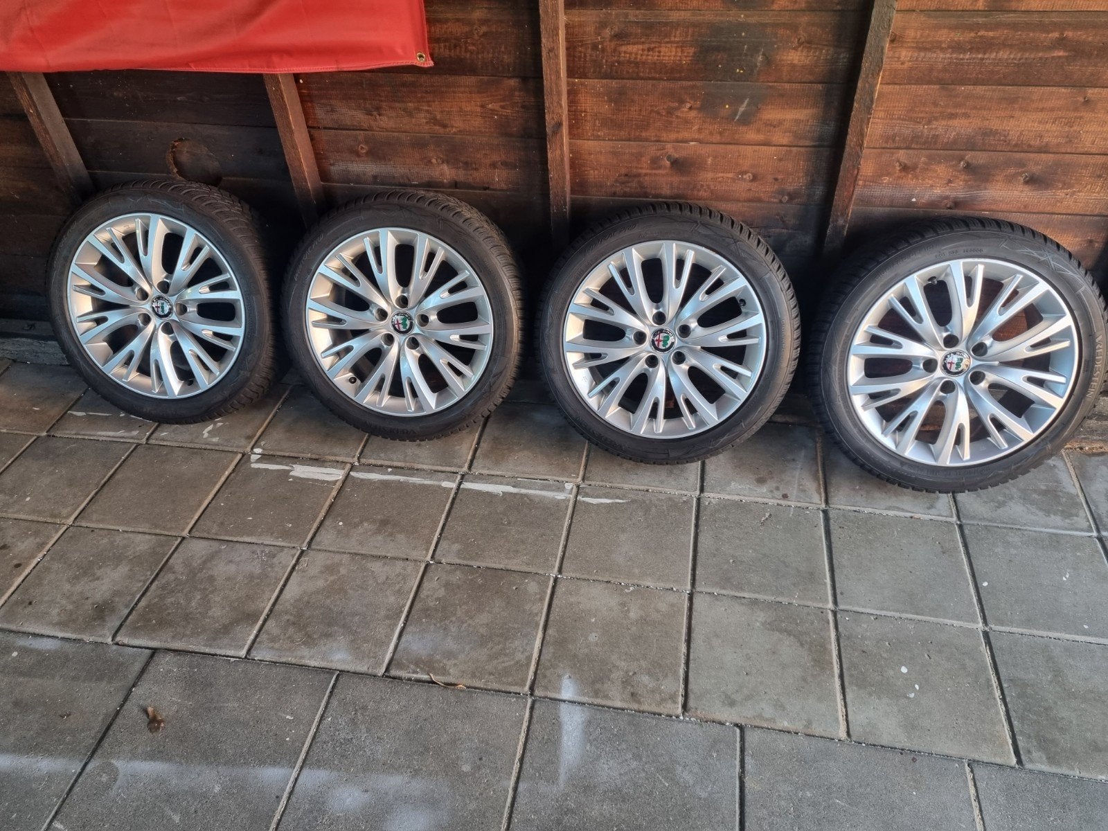 Alfa Romeo Giulietta 17" velgen + Wintrac Pro winterbanden, Ophalen, Gebruikt, Banden en Velgen, 17 inch