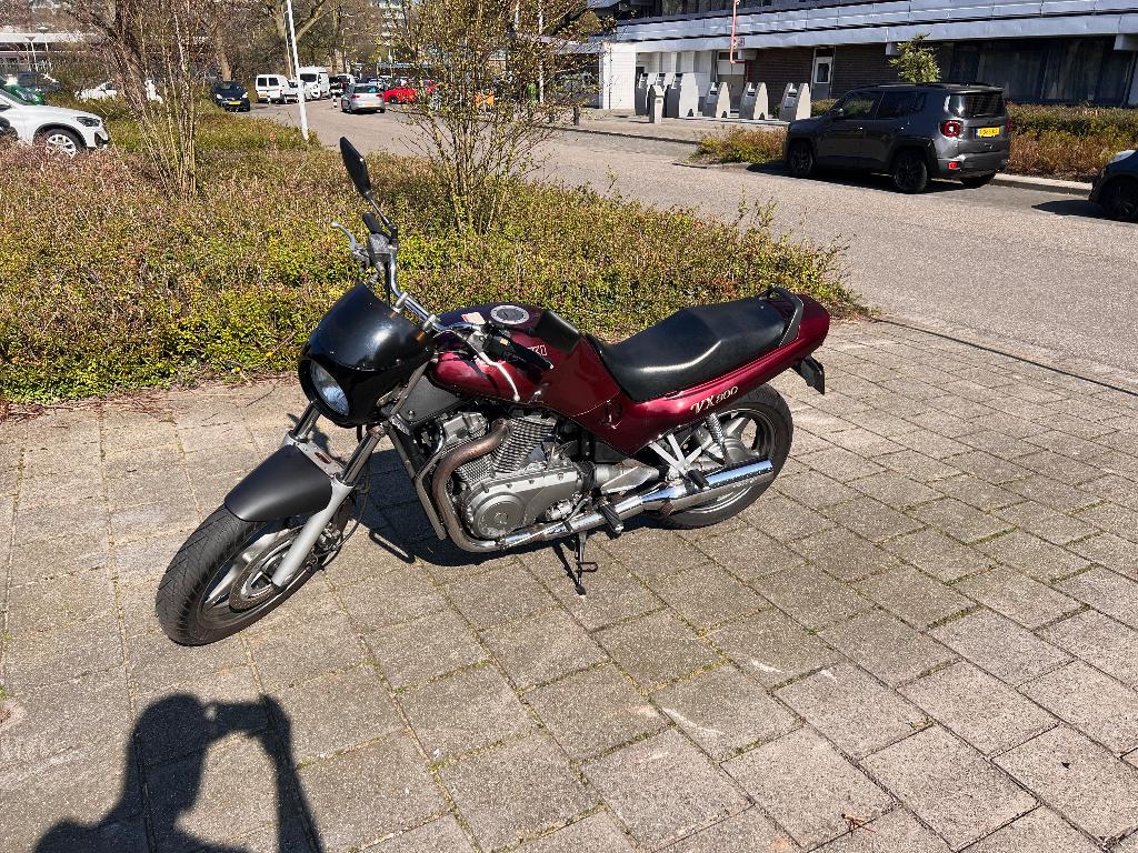 Suzuki VX800, Motoren, Cardan-aandrijving, 2 cilinders, Motorrijbewijs A, Gebruikt
