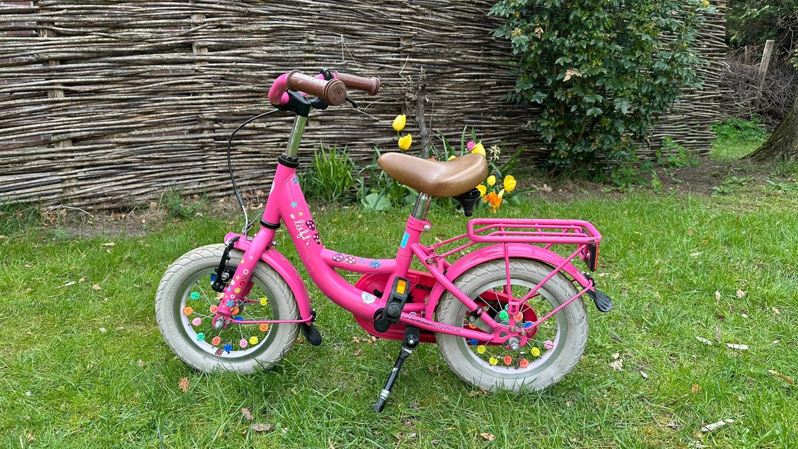 Kinderfiets Lief - 12 inch, Ophalen, Zo goed als nieuw, Minder dan 16 inch