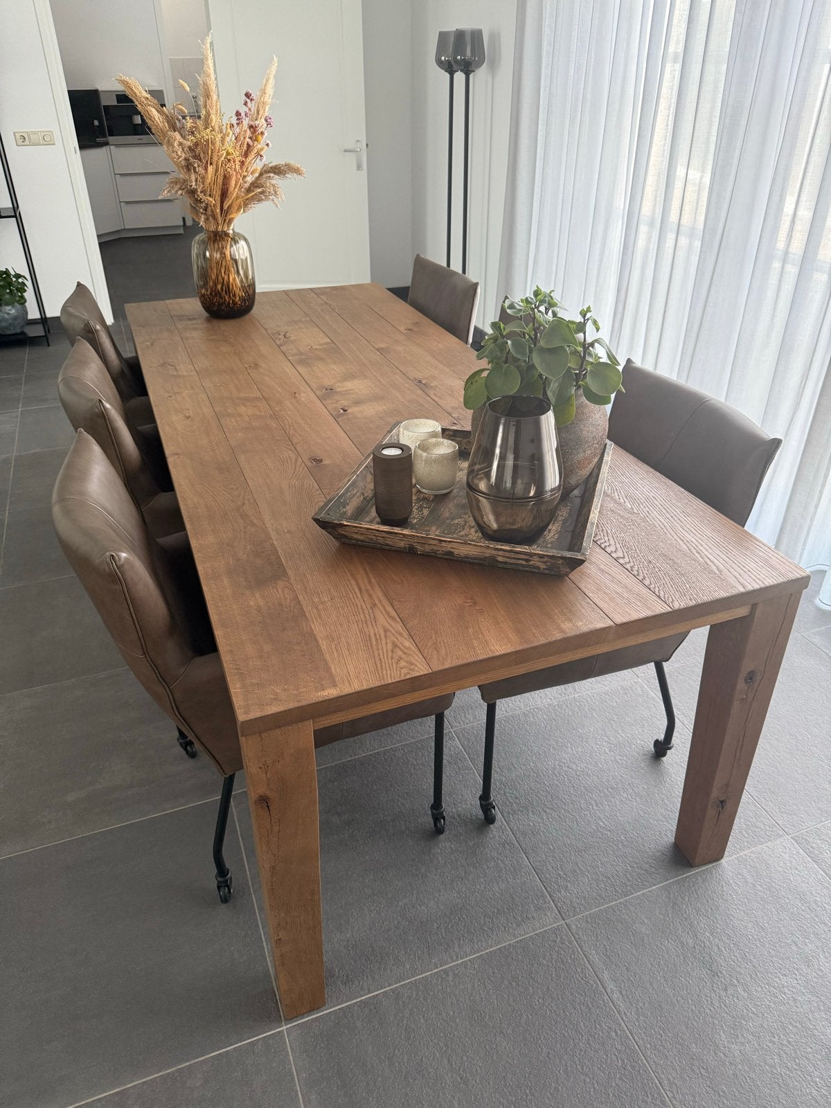 Robuuste eikenhouten eettafel met 6 stoelen, Ophalen, 100 tot 150 cm, Eikenhout, Zo goed als nieuw