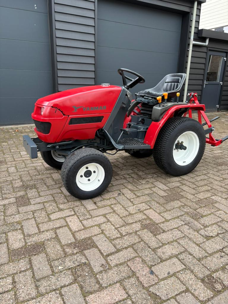 Yanmar 4WD compacte mini trekker, Zakelijke goederen, Agrarisch | Tractoren, Overige merken, Gebruikt, Tot 2500, Ophalen of Verzenden