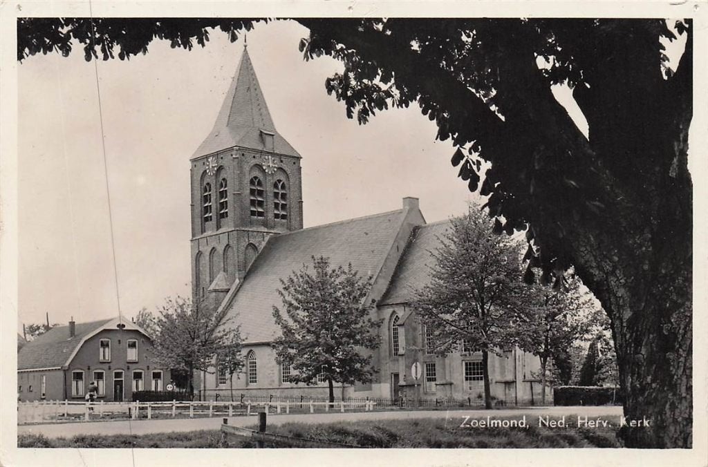 703-442-017 Zoelmond Ned Herv Kerk, Verzamelen, Ansichtkaarten | Nederland, Verzenden, Voor 1920