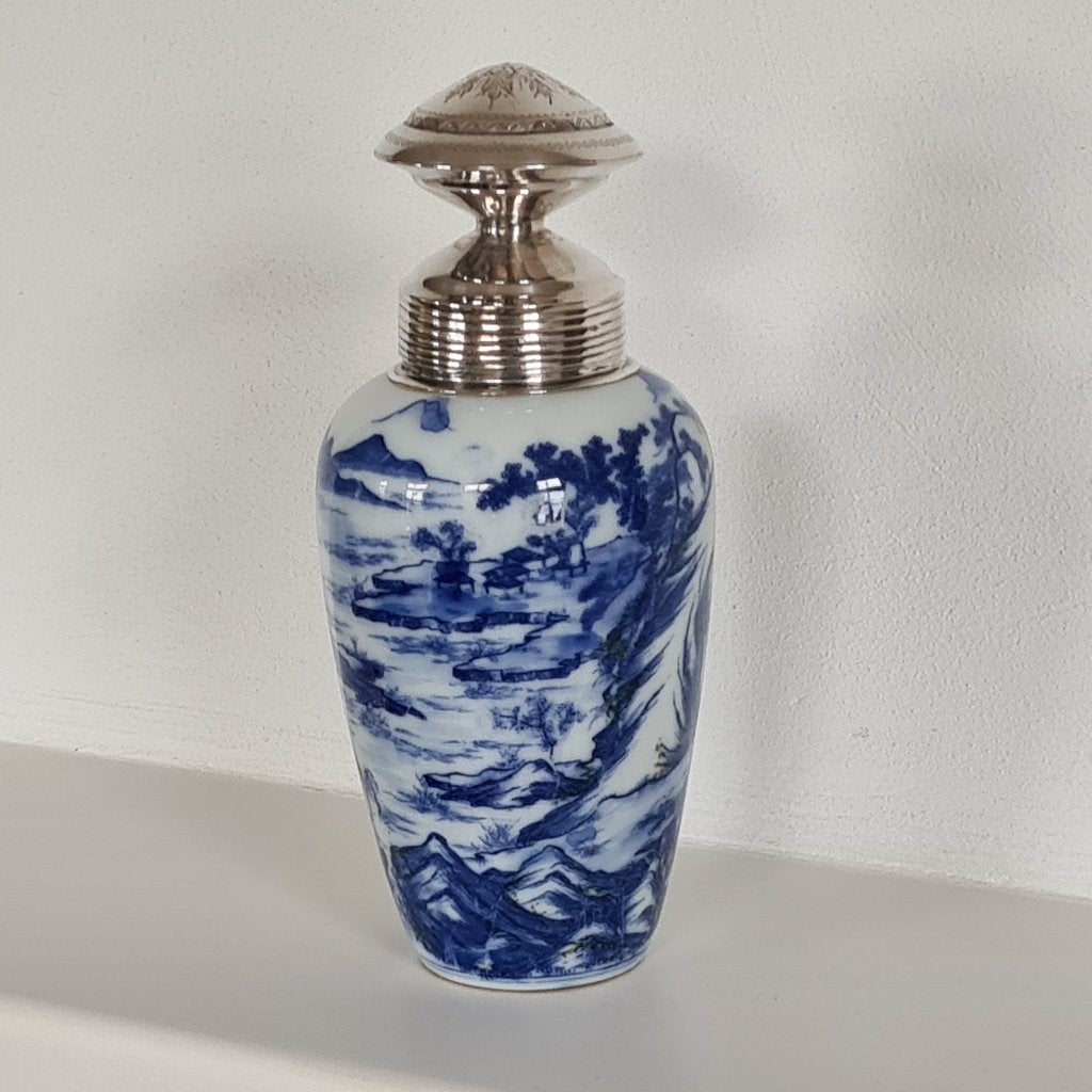 Blauw-Wit Porseleinen Theebus Zilveren Dop Montuur, ca. 1880, Antiek en Kunst, Ophalen of Verzenden, Zilver