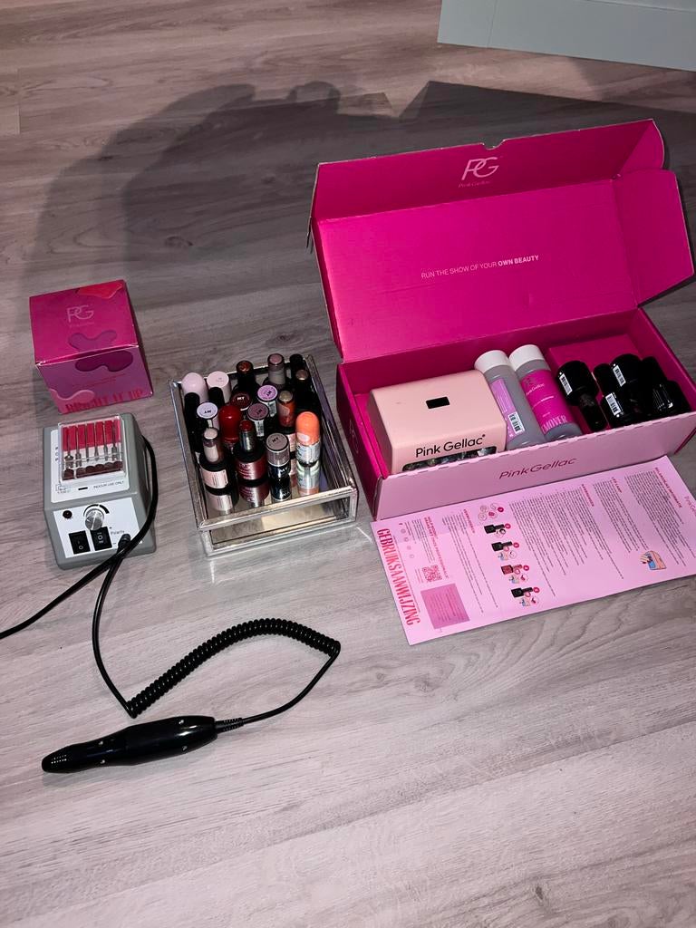 Pink Gellac pakket, Ophalen