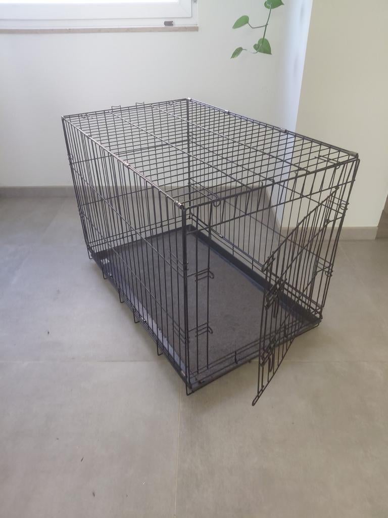 Zwarte bench te koop, Dieren en Toebehoren, Ophalen, Minder dan 65 cm