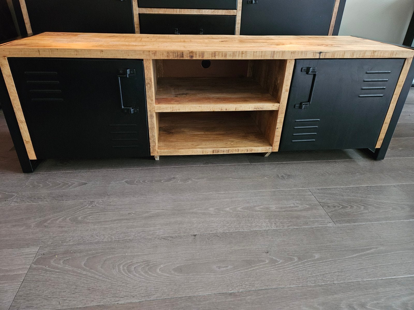 tv meubel Label 51 serie Brussels, Ophalen, Overige materialen, 150 tot 200 cm, Zo goed als nieuw