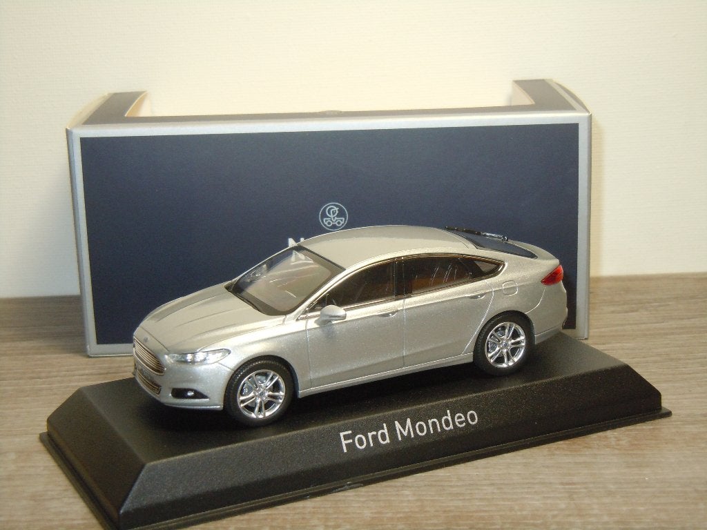 Ford Mondeo 2015 - Norev 270538 - 1:43 in Box, Overige merken, Verzenden, Onbekend, Zo goed als nieuw