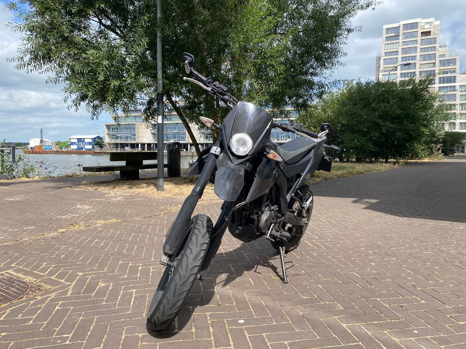 Aprilia SX 125cc Supermoto A1, Overige modellen, Zo goed als nieuw, Benzine, 125 cc