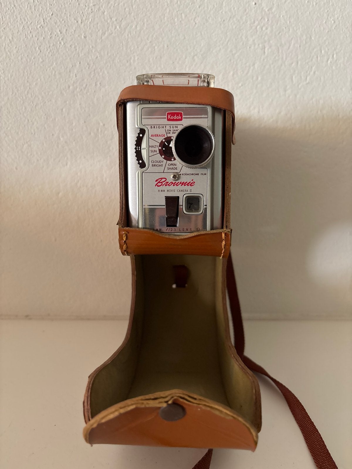 Vintage Kodak Brownie 8mm filmcamera met lederen tas, Ophalen of Verzenden, Gebruikt, Compact, Kodak